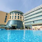 Ivana Palace - Free Parking Отель 4*