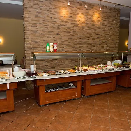 Ivana Palace - Free Parking 4*