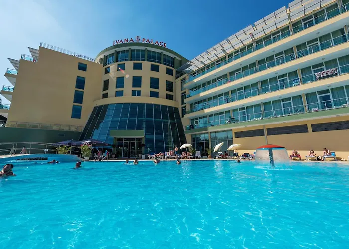 Ivana Palace - Free Parking Otel 4*