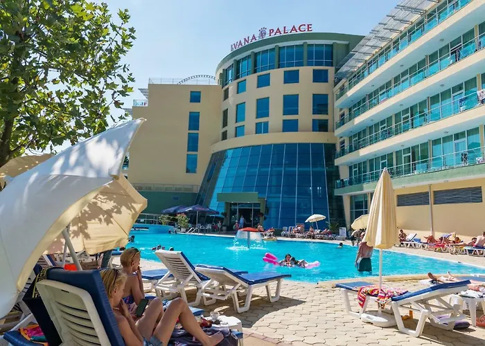 Ivana Palace - Free Parking Otel 4*