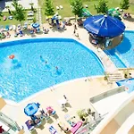 Ivana Palace - Free Parking Hotel