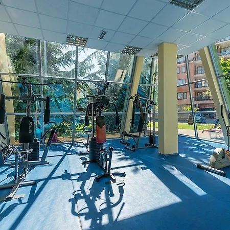 Ivana Palace - Free Parking 4* Σάνι Μπιτς