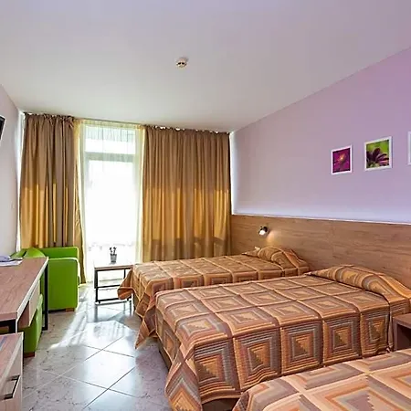 Хотел Ivana Palace - Free Parking