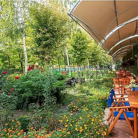 Ivana Palace - Free Parking Слънчев бряг