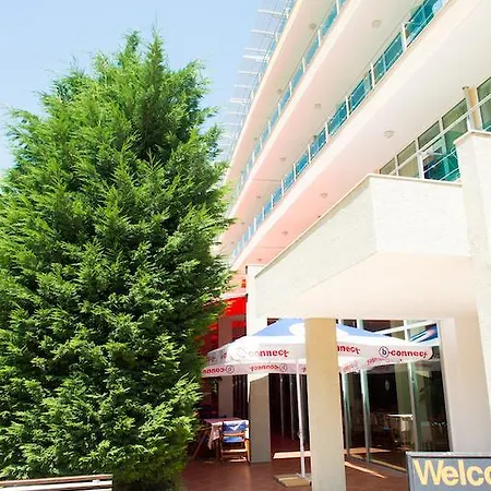 Ivana Palace - Free Parking Готель