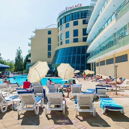 Ivana Palace - Free Parking Готель