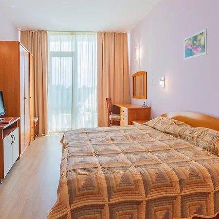 Ivana Palace - Free Parking 阳光海滩