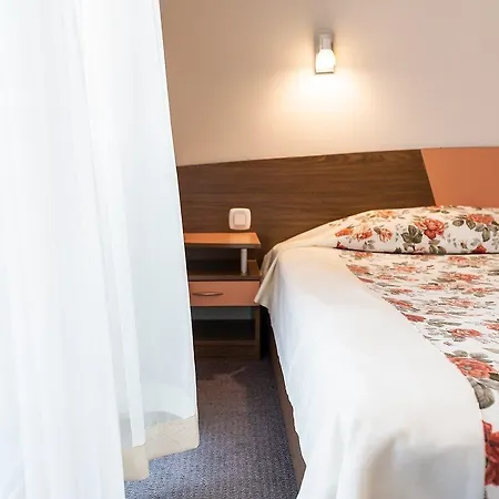 Hotell Ivana Palace - Free Parking