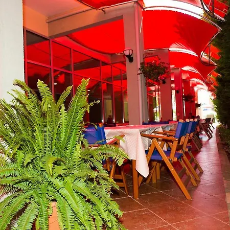 Отель Ivana Palace - Free Parking